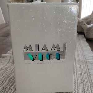 Miami Vice DVD Set